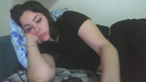 Snapshot of prettyjulliette chatting on May 12, 2026, 4:04 pm prettyjulliette online show from May 12, 2026, 4:04 pm