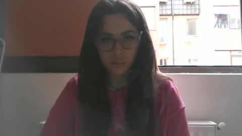 Snapshot of prettyjulliette chatting on May 24, 2026, 9:03 am prettyjulliette online show from May 24, 2026, 9:03 am