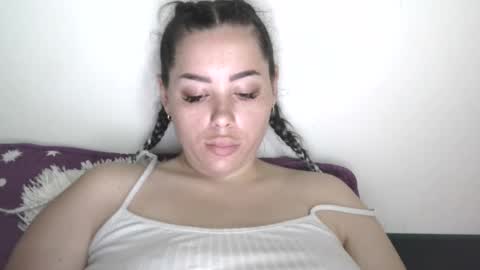 Snapshot of prettyjulliette chatting on July 13, 2026, 11:57 am prettyjulliette online show from July 13, 2026, 11:57 am