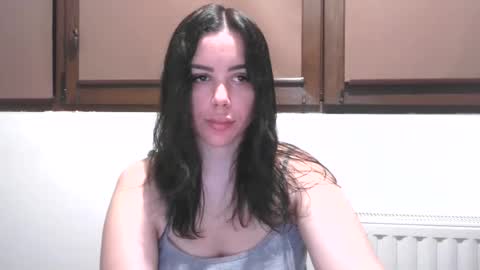 Snapshot of prettyjulliette chatting on July 14, 2026, 6:35 pm prettyjulliette online show from July 14, 2026, 6:35 pm