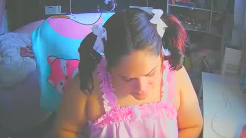 prettykittymami69 online show from December 17, 2025, 3:40 pm