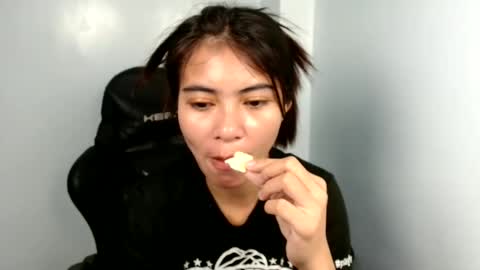 Snapshot of prettylittle_lady chatting on June 9, 2026, 12:55 am prettylittle_lady online show from June 9, 2026, 12:55 am