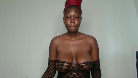 Snapshot of prettyliz1999 chatting on January 12, 2025, 9:08 am Lizzy online show from January 12, 2025, 9:08 am