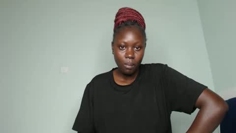 Snapshot of prettyliz1999 chatting on February 25, 2025, 8:03 am Lizzy online show from February 25, 2025, 8:03 am