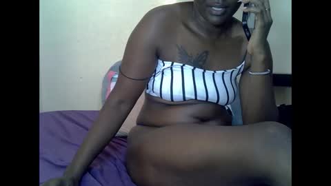 LILIAN online show from March 13, 2026, 1:07 pm