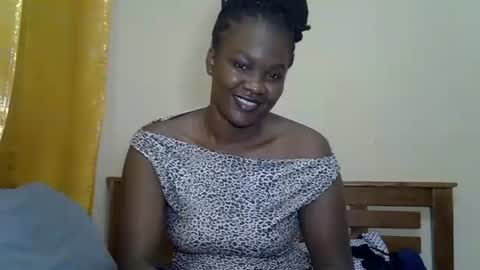 Snapshot of prettyliz30 chatting on June 2, 2026, 11:07 pm LILIAN online show from June 2, 2026, 11:07 pm