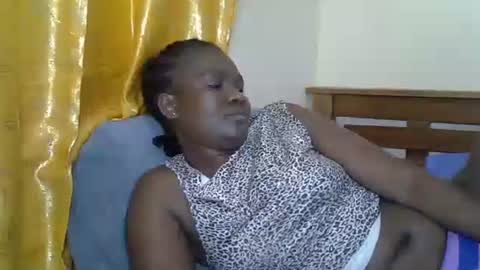 Snapshot of prettyliz30 chatting on June 3, 2026, 11:13 am LILIAN online show from June 3, 2026, 11:13 am