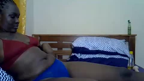 Snapshot of prettyliz30 chatting on June 12, 2026, 7:46 pm LILIAN online show from June 12, 2026, 7:46 pm