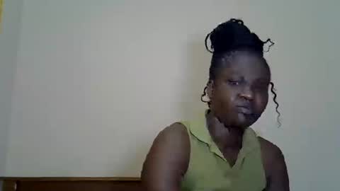 LILIAN online show from July 18, 2026, 1:21 am
