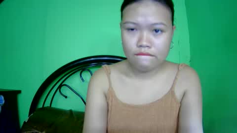 prettymae756493 online show from May 8, 2026, 2:17 am