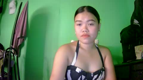 Snapshot of prettymae756493 chatting on June 16, 2026, 11:18 pm prettymae756493 online show from June 16, 2026, 11:18 pm