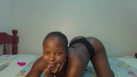 Snapshot of prettymelly_ chatting on May 2, 2026, 11:15 am Melly online show from May 2, 2026, 11:15 am