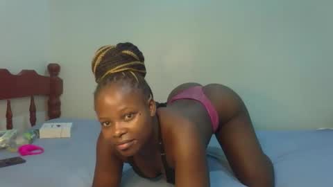 Snapshot of prettymelly_ chatting on May 20, 2026, 6:41 am Melly online show from May 20, 2026, 6:41 am