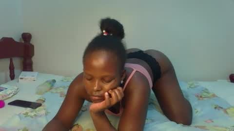 Snapshot of prettymelly_ chatting on May 31, 2026, 6:09 pm Melly online show from May 31, 2026, 6:09 pm