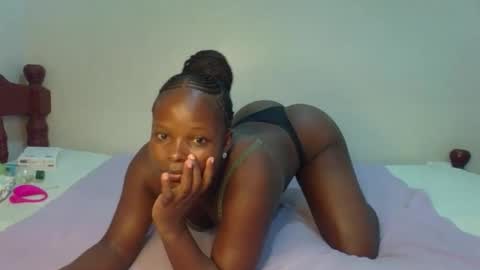 Snapshot of prettymelly_ chatting on June 1, 2026, 5:36 pm Melly online show from June 1, 2026, 5:36 pm