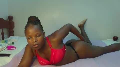 Snapshot of prettymelly_ chatting on June 3, 2026, 6:46 pm Melly online show from June 3, 2026, 6:46 pm