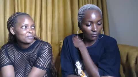 Snapshot of prettyquee chatting on December 9, 2024, 11:45 pm sasha online show from December 9, 2024, 11:45 pm