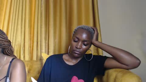 Snapshot of prettyquee chatting on December 17, 2024, 11:49 am sasha online show from December 17, 2024, 11:49 am