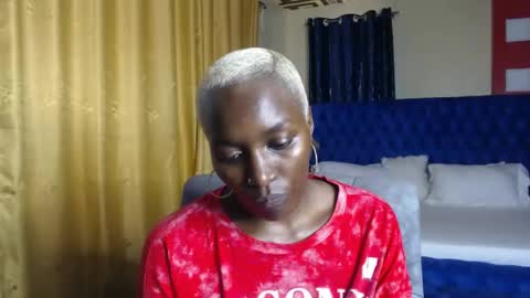 Snapshot of prettyquee chatting on January 6, 2025, 9:19 am sasha online show from January 6, 2025, 9:19 am