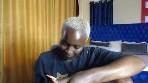 Snapshot of prettyquee chatting on January 15, 2025, 7:37 am sasha online show from January 15, 2025, 7:37 am