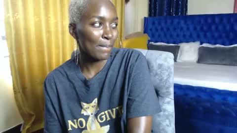 Snapshot of prettyquee chatting on January 15, 2025, 10:38 am sasha online show from January 15, 2025, 10:38 am