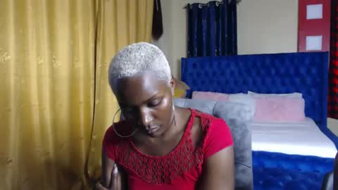 Snapshot of prettyquee chatting on February 5, 2025, 2:48 pm sasha online show from February 5, 2025, 2:48 pm