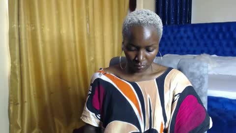 Snapshot of prettyquee chatting on February 22, 2025, 8:18 am sasha online show from February 22, 2025, 8:18 am