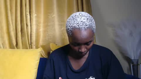 Snapshot of prettyquee chatting on March 1, 2025, 7:15 pm sasha online show from March 1, 2025, 7:15 pm