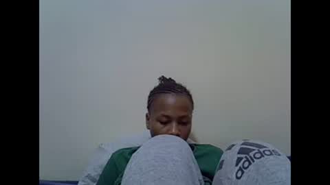 Snapshot of prettyqueenn1 chatting on January 25, 2025, 12:37 pm sharon online show from January 25, 2025, 12:37 pm