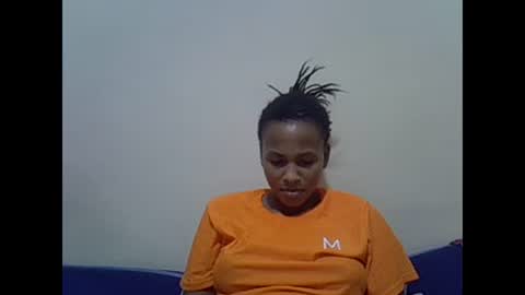 Snapshot of prettyqueenn1 chatting on February 22, 2025, 10:09 pm sharon online show from February 22, 2025, 10:09 pm