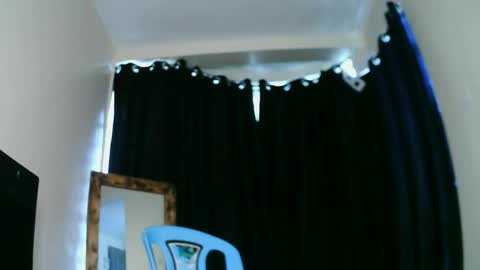prettyreen online show from June 6, 2026, 8:52 am