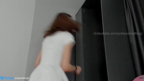 Sophie  next stream will be at Monday  i will wait you guys  online show from December 31, 2024, 1:04 am