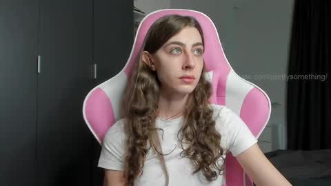 Sophie  next stream will be at Monday  i will wait you guys  online show from April 25, 2026, 2:14 pm