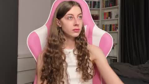 Sophie  next stream will be at Monday  i will wait you guys  online show from July 7, 2026, 6:05 am
