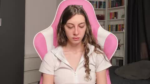 Sophie  next stream will be at Monday  i will wait you guys  online show from July 10, 2026, 6:17 am