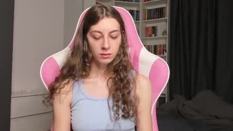 Sophie  next stream will be at Monday  i will wait you guys  online show from July 14, 2026, 6:29 am