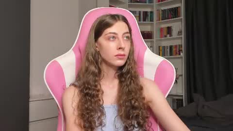 Sophie  next stream will be at Monday  i will wait you guys  online show from July 14, 2026, 10:21 am
