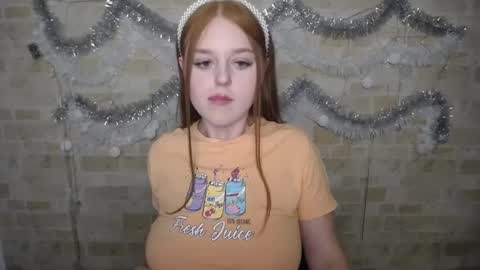 Snapshot of prettyvalerii_ chatting on December 22, 2024, 2:28 am Valeri online show from December 22, 2024, 2:28 am