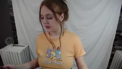 Snapshot of prettyvalerii_ chatting on February 13, 2025, 1:19 am Valeri online show from February 13, 2025, 1:19 am