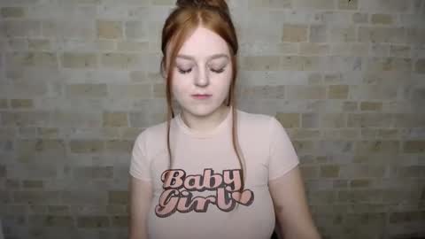 Snapshot of prettyvalerii_ chatting on February 14, 2025, 10:58 pm Valeri online show from February 14, 2025, 10:58 pm