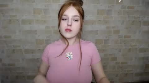 Snapshot of prettyvalerii_ chatting on February 28, 2025, 1:14 pm Valeri online show from February 28, 2025, 1:14 pm