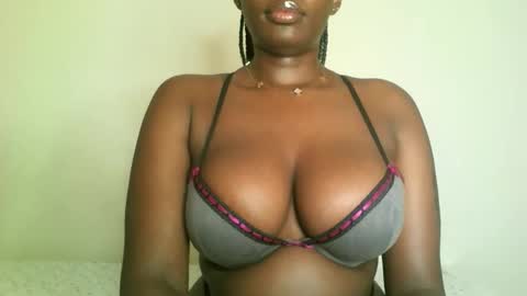 prettyvishy online show from May 22, 2026, 3:02 am