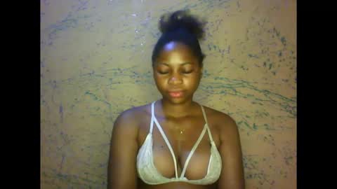 prettyxxpac online show from March 14, 2026, 2:28 am