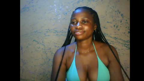Snapshot of prettyxxpac chatting on June 3, 2026, 12:35 am prettyxxpac online show from June 3, 2026, 12:35 am