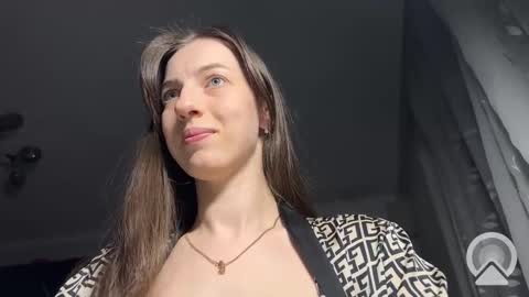 prettyyy_angel online show from January 17, 2026, 5:27 pm