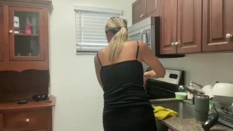 prettyyykittyyy22 online show from November 13, 2025, 5:56 pm