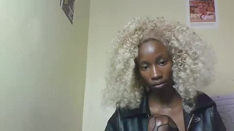 PRETY online show from July 25, 2026, 1:36 am
