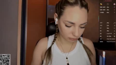 Amelia online show from January 5, 2026, 6:33 pm