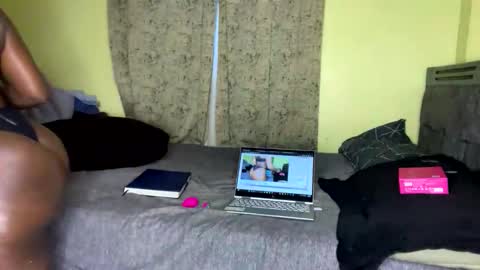 Snapshot of pricky375313 chatting on May 25, 2026, 5:13 am pricky375313 online show from May 25, 2026, 5:13 am