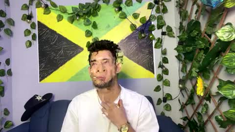 Snapshot of prince_arthur77 chatting on October 7, 2025, 2:25 pm prince_arthur77 online show from October 7, 2025, 2:25 pm